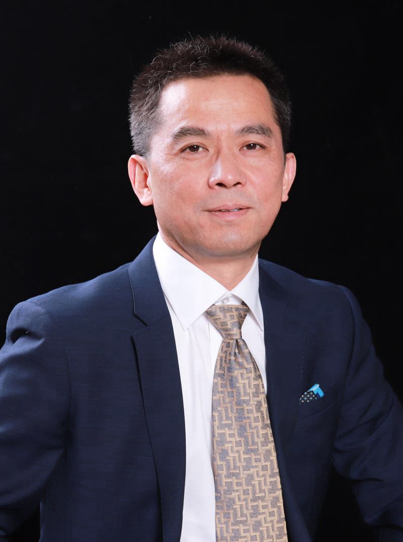 邓建新  律师