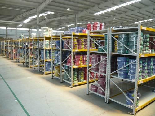 中型仓储货架
