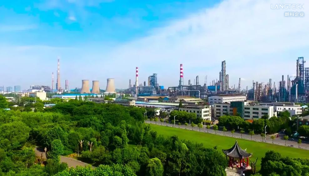 炼油厂储罐聚脲防腐工程