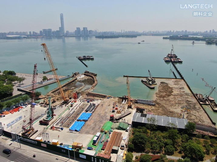 朗科聚脲防水涂料在苏州金鸡湖隧道中的防水应用