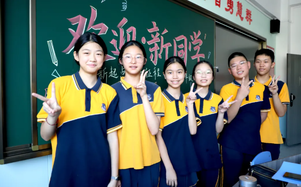 开学节┋校园生活重启键按下，直击开学报到的精彩瞬间！