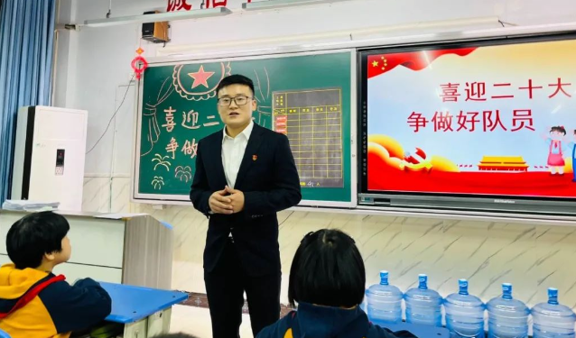 从课程到学程，构建大思政学程体系