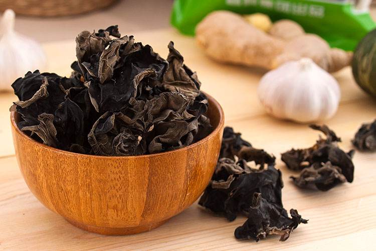 没想到黑木耳竟有这些养生功效 看完吓一跳