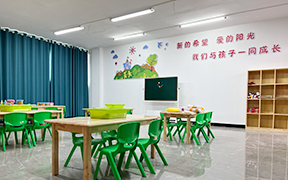 <span>幼儿保育实训室</span>
