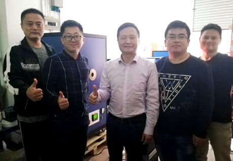 我司销售经理与常州东升检测邓总考察、测试球型腔黑体辐射源