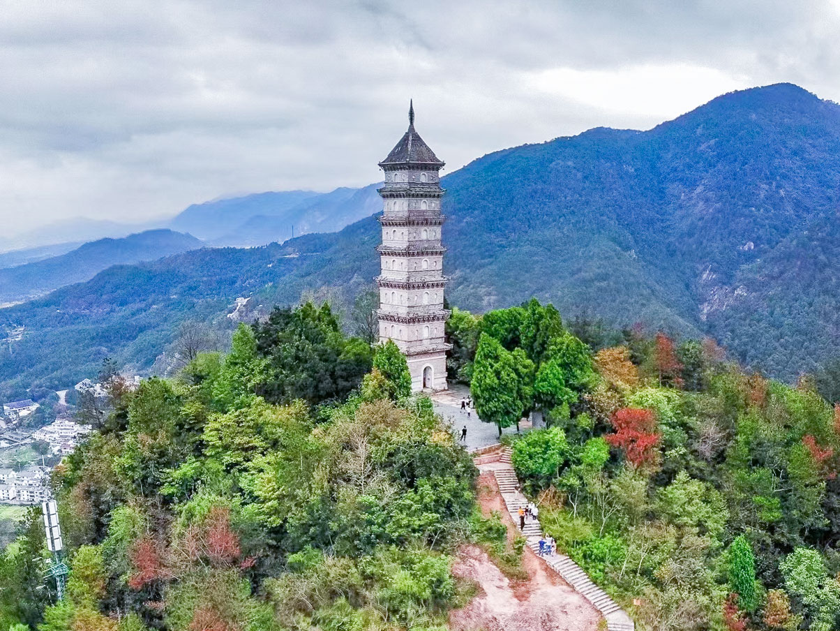 台州天台山石梁飞瀑、赤城山一日游