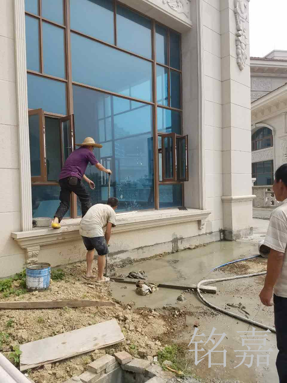 基础灌浆加固