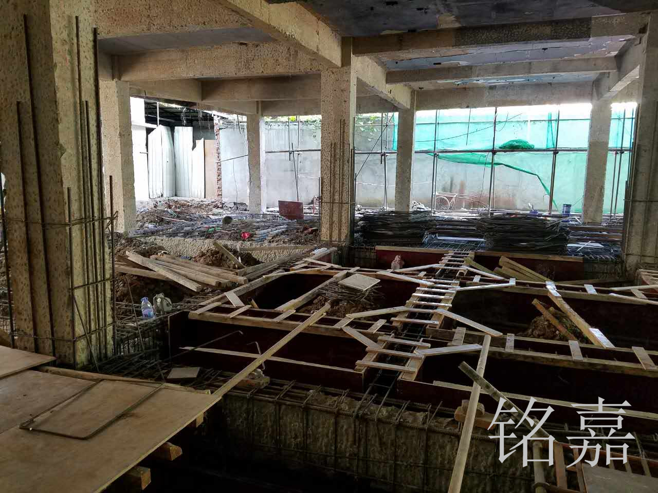 基础加固