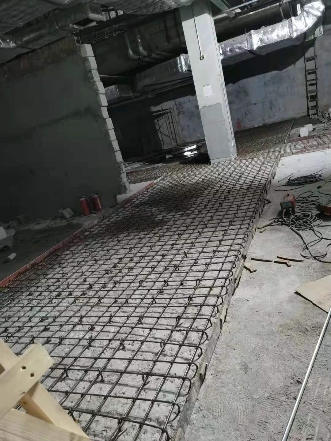 楼板加厚