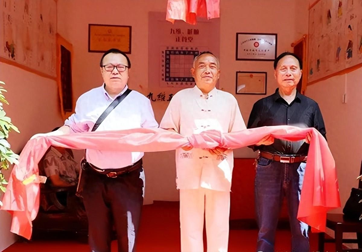 张家界九维正骨康健堂今揭牌，传承中医文化，惠及乡民和游客