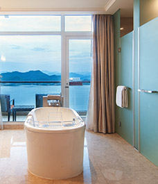 酒店空气能热水系统-美的商用空气能热水器