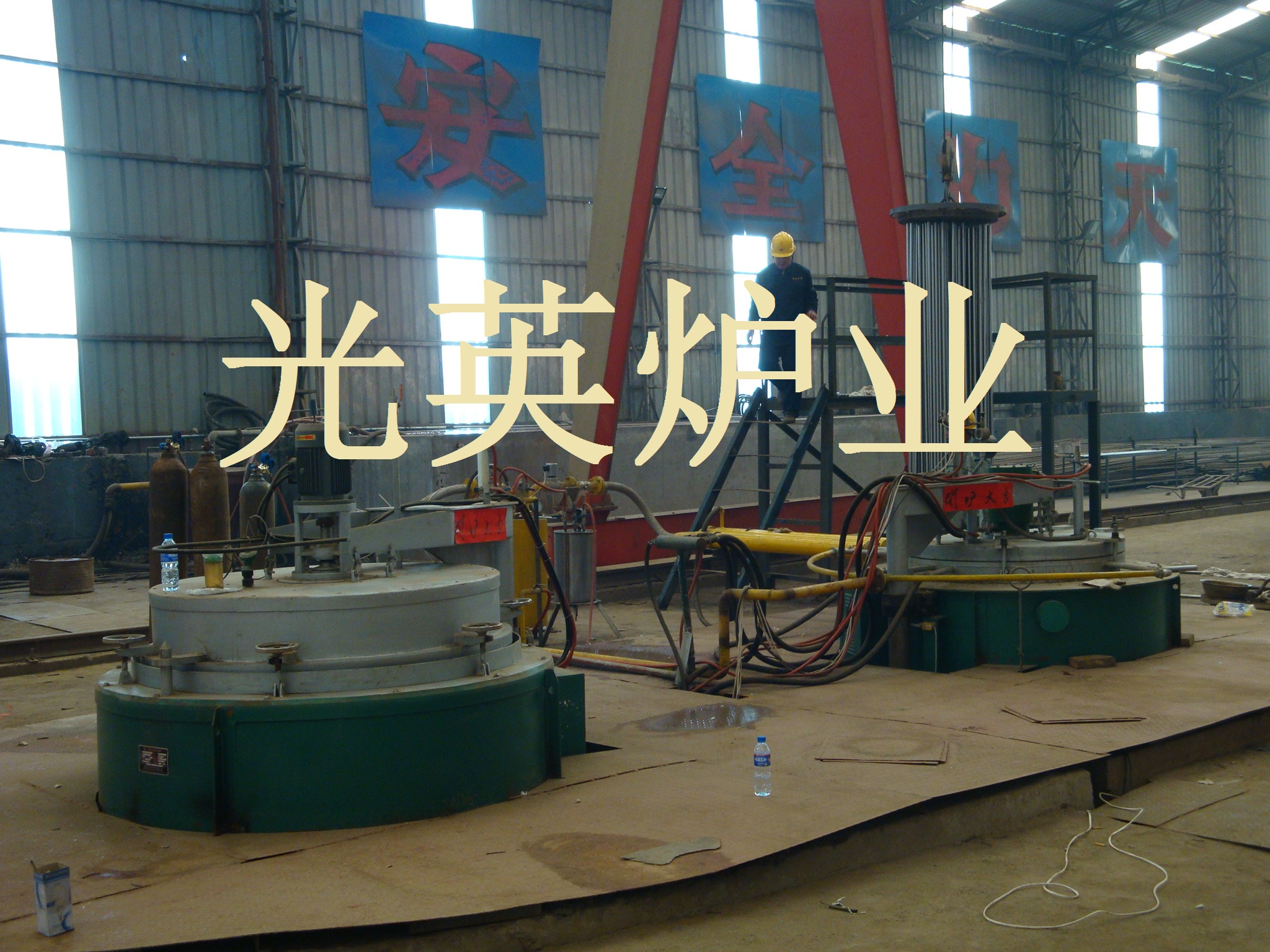 鋼管真空抗蝕滲氮爐、著色爐（彩色）