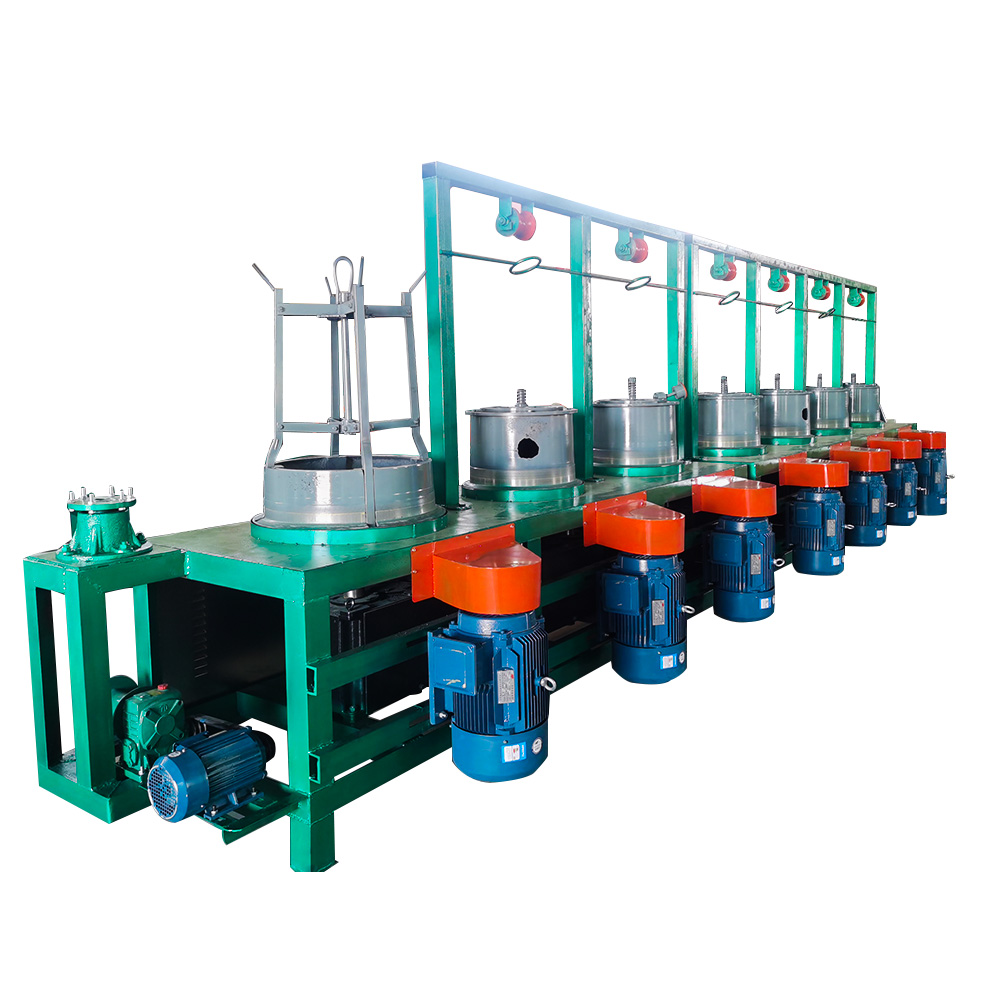 Pulley type wire drawing machine
