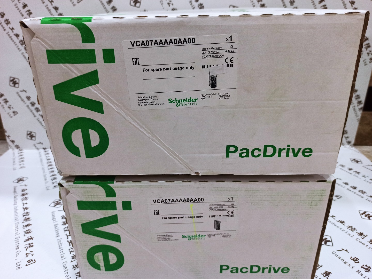 SCHNEIDER VCA07AAAA0AA00 驱动器