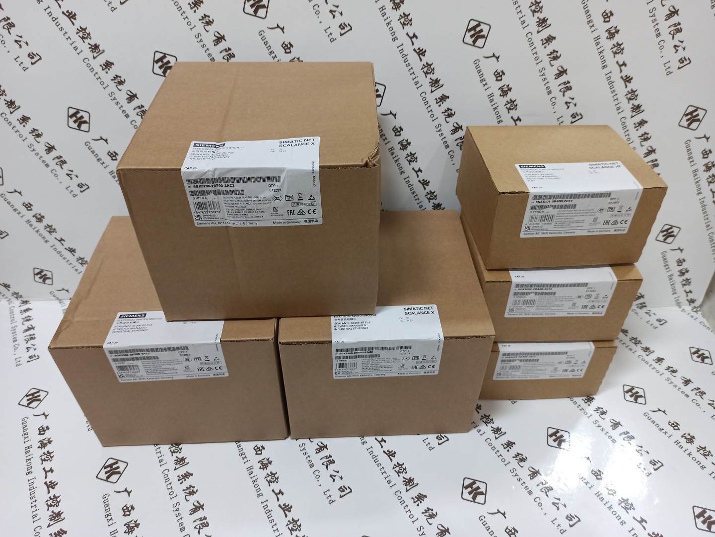 SIEMENS 6GK5206-2RS00-2AC2 交换机