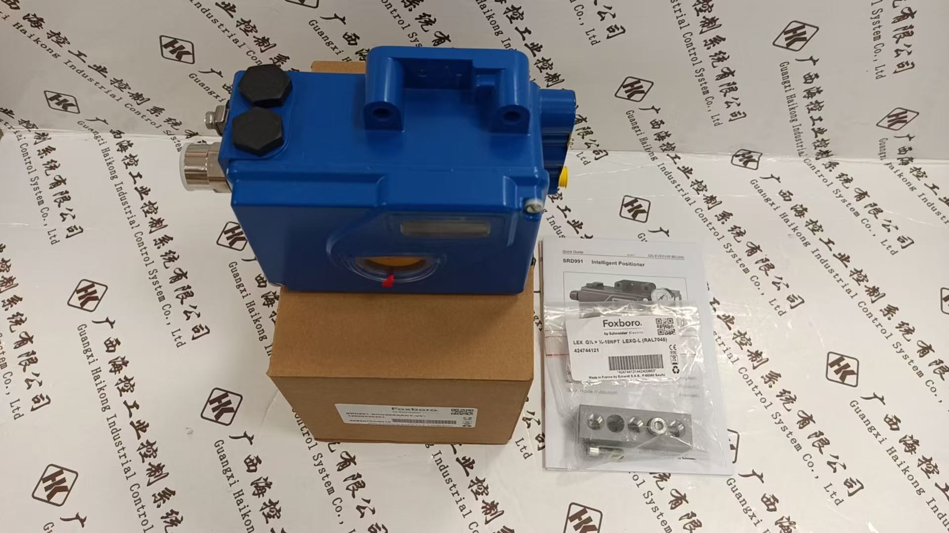 FOXBORO SRD991-BHNS6EAANY-VO1 阀门定位器