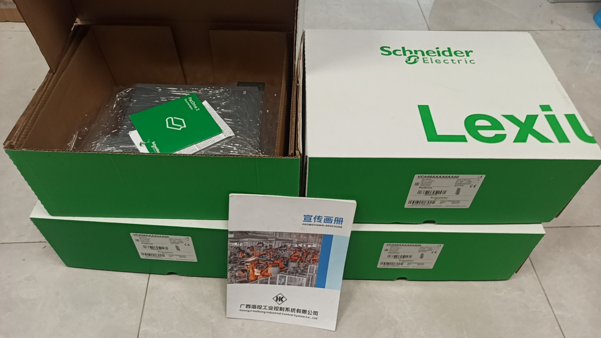 SCHNEIDER VCA08AAAA0AA00运动控制器