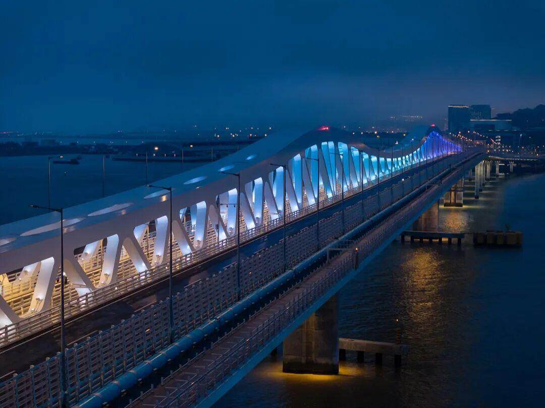 中国澳门大桥夜景照明设计
