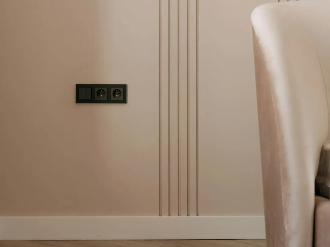 避雷深色开关？打开思路，浅色墙的高级感，拿捏！