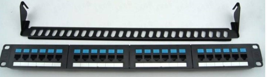 超五类24位非屏蔽RJ45配线架