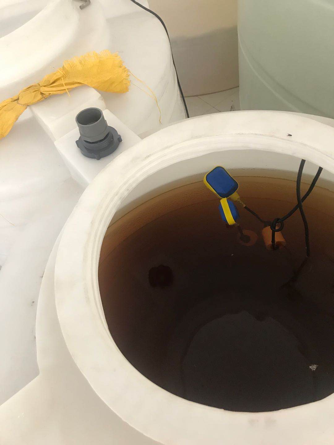 工業(yè)廢水