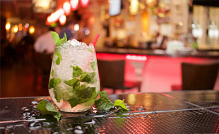 制冰机鸡尾酒冰淇淋净水器