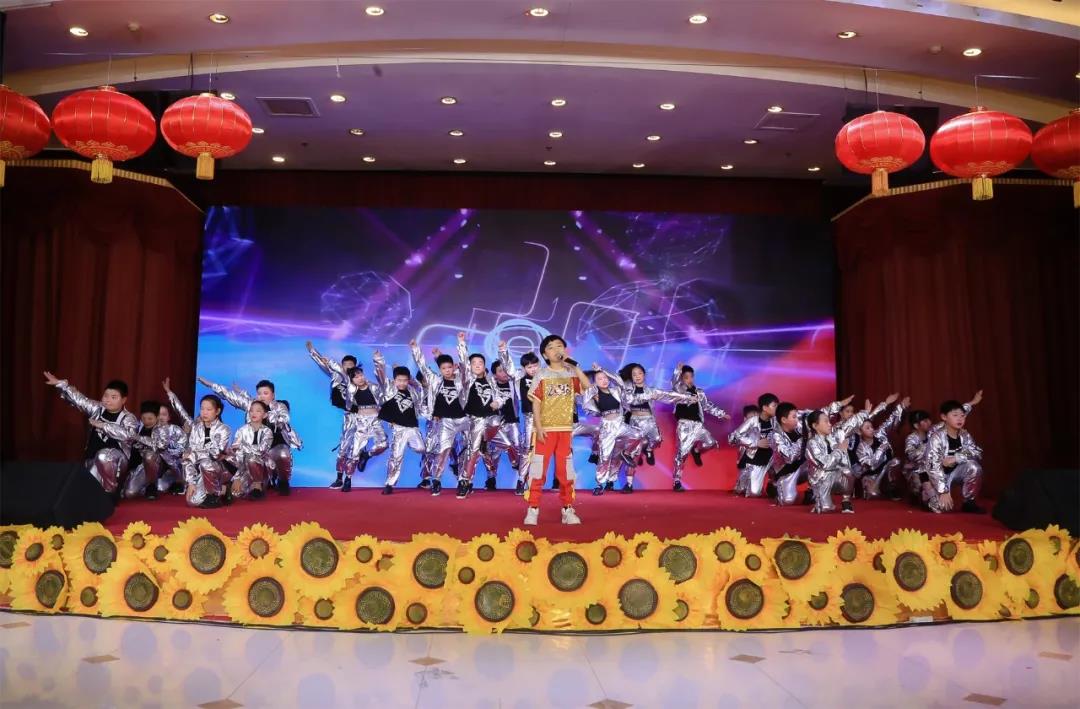启元国际学校（小学部）
