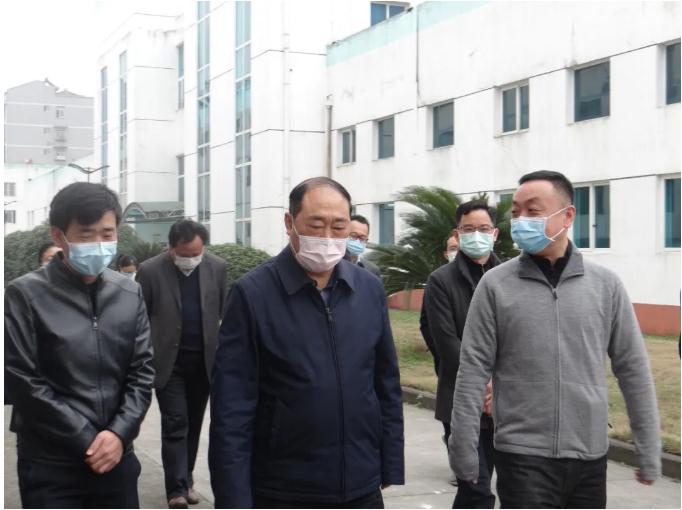 懷化市委常委、市人民政府常務(wù)副市長張揚平到湖南德天集團督導(dǎo)疫情防控及復(fù)工復(fù)產(chǎn)工作