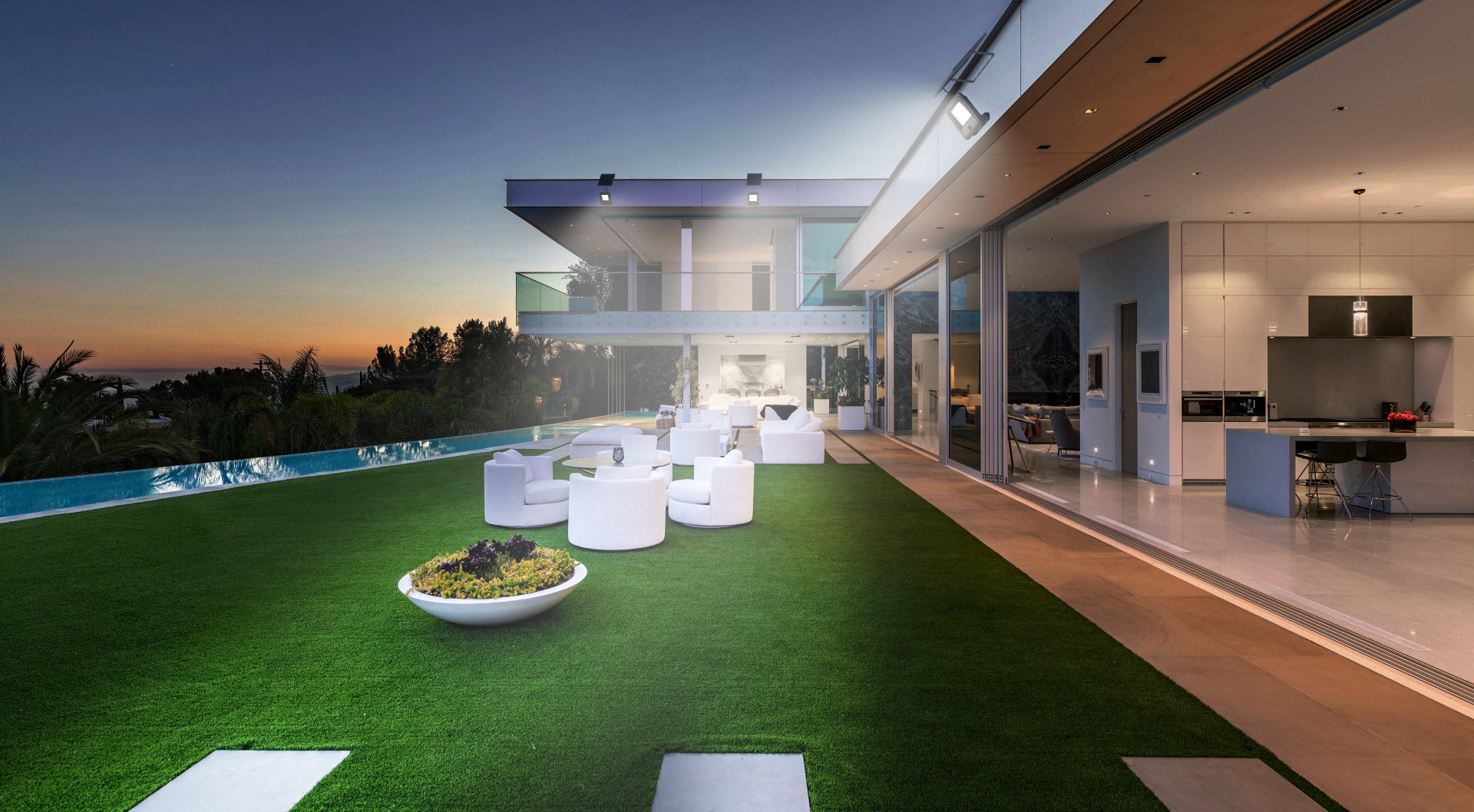 solar LED flood light for villa