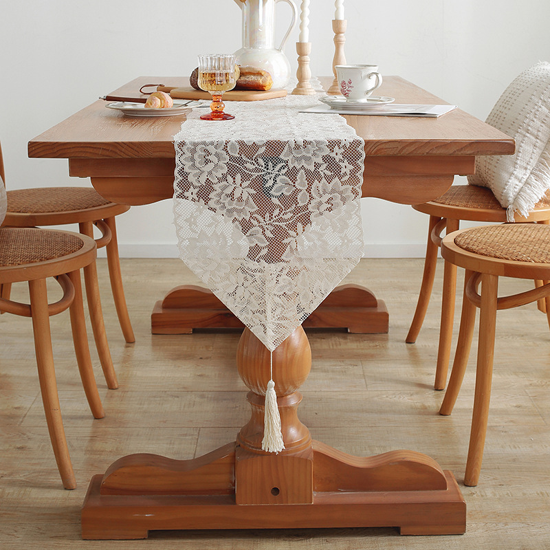 Lace Flower Table Runner