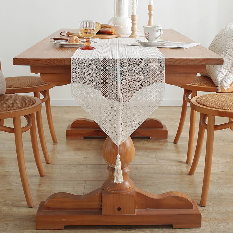 Lace Flower Table Runner