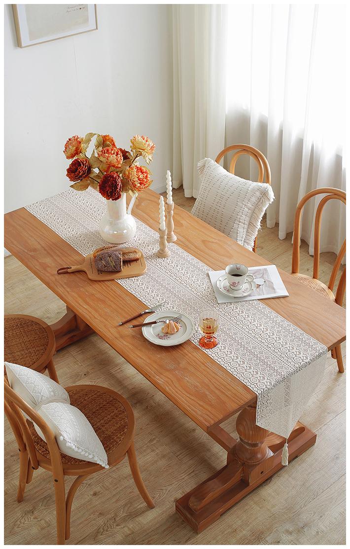 Lace Flower Table Runner