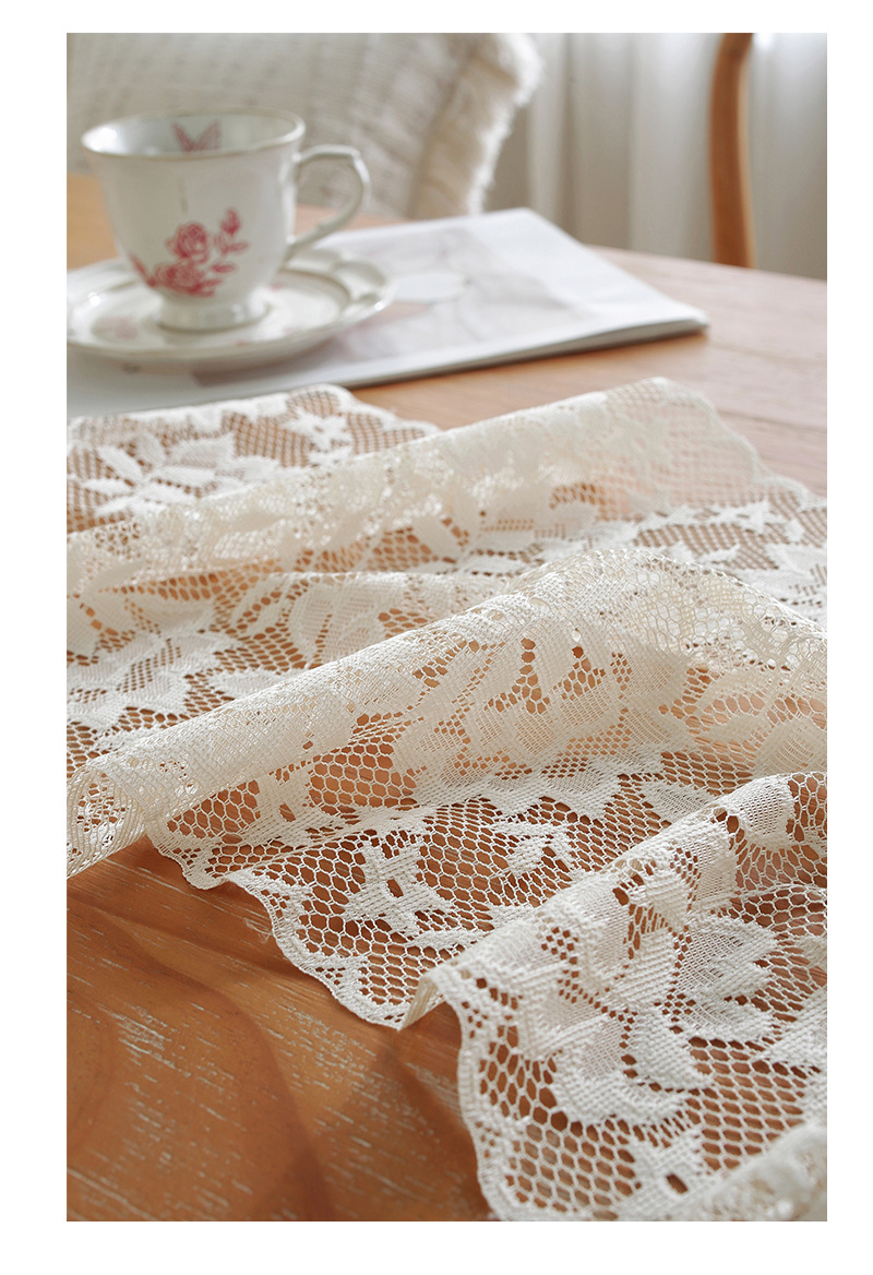 Lace Flower Table Runner