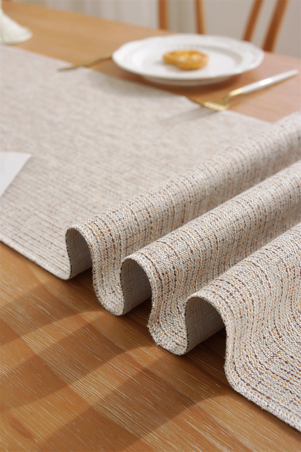 Cotton and Linen Table Runner