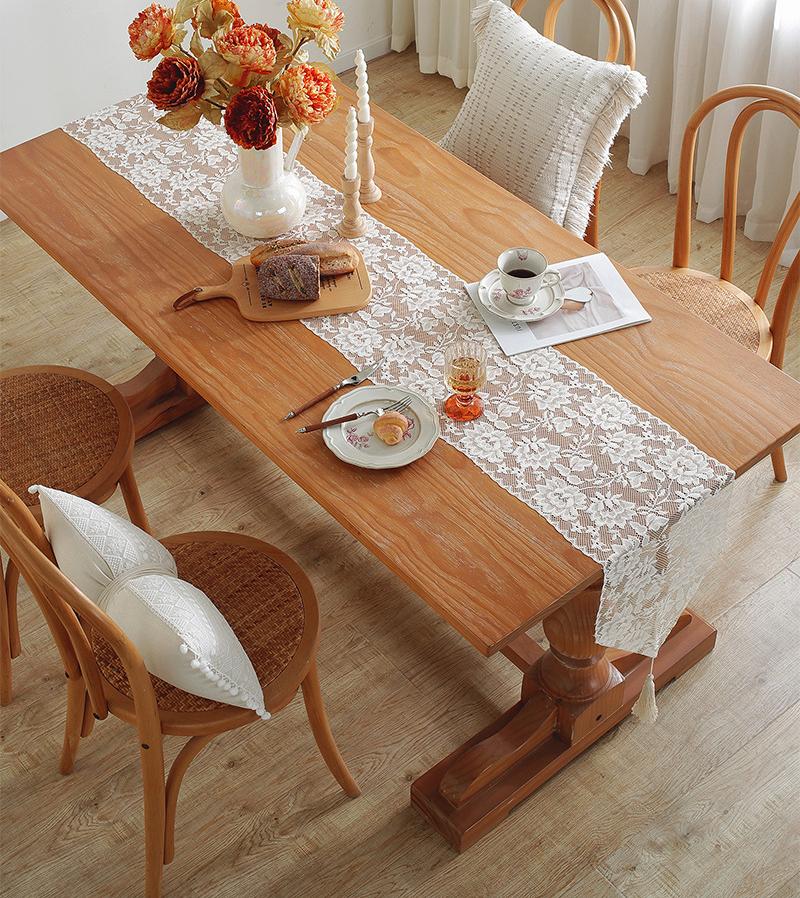 Lace Flower Table Runner