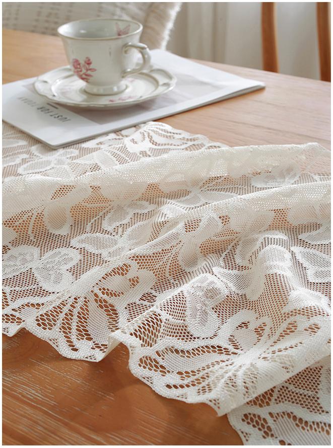 Lace Flower Table Runner