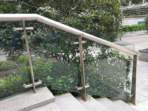 不锈钢楼梯护栏