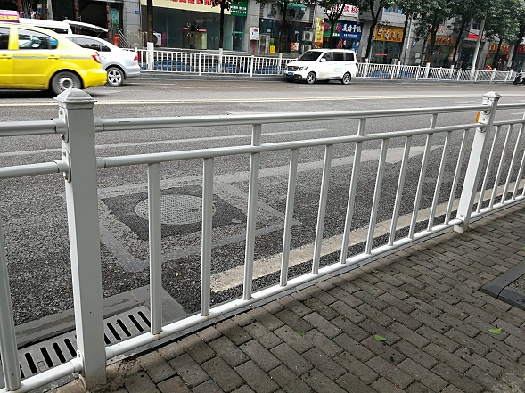 人行道路隔离护栏