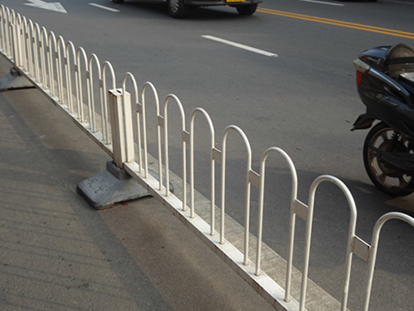 京式非机动车道路护栏