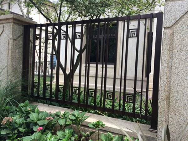铁艺围墙护栏