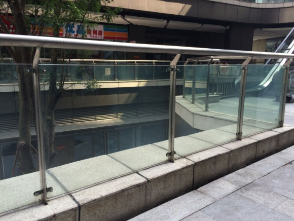 商业玻璃护栏