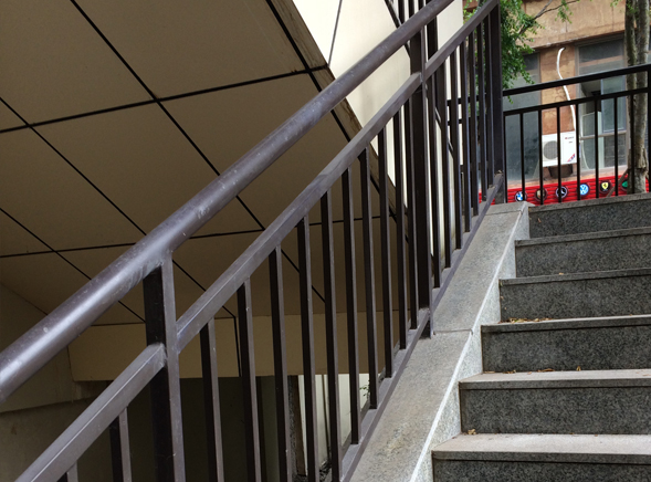 铁艺楼梯护栏