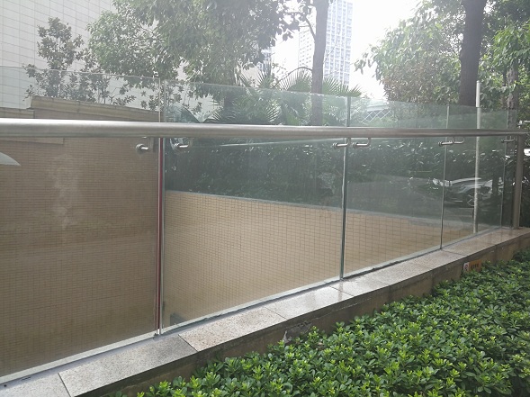 商业玻璃护栏