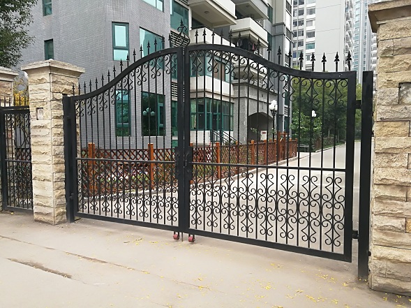 小区铁艺大门五
