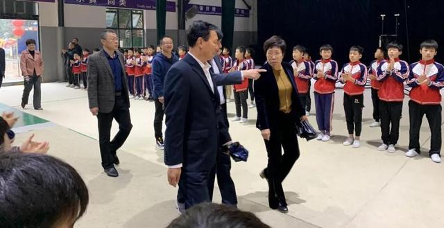 余家杂技