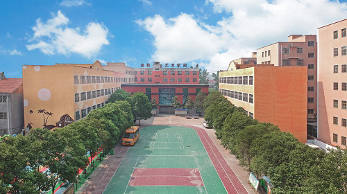 杂技学校 杂技学校