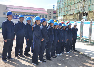 员工队伍召开晨会