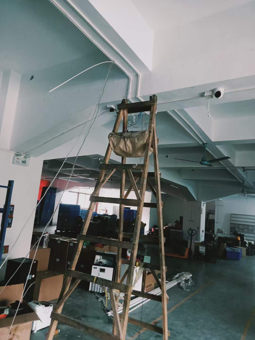 番禺区石基镇某某电子厂监控工程