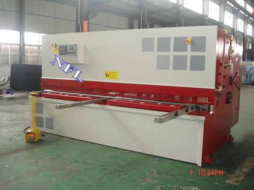 QC12Y Hydraulic shearing machine