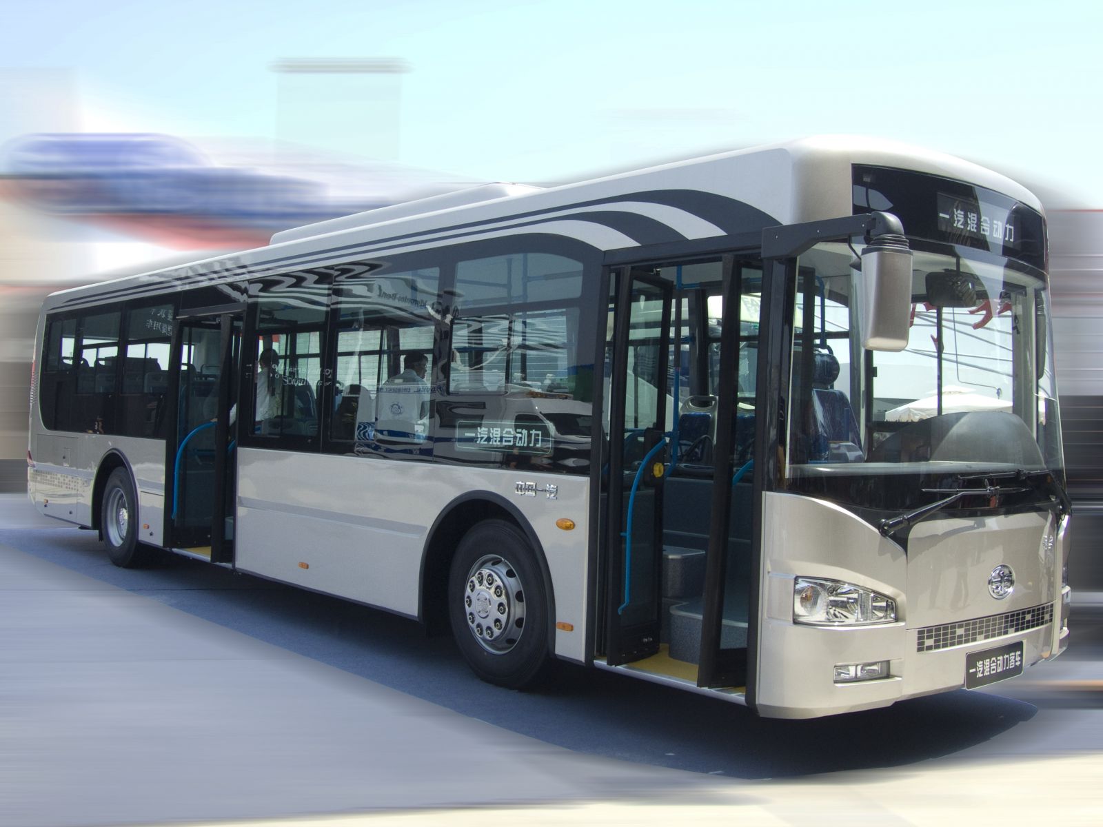 未來新能源車 技術(shù)競爭更激烈